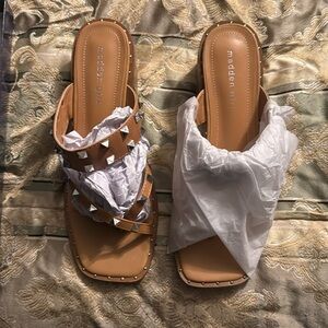 Brand New never wore, size 9.5